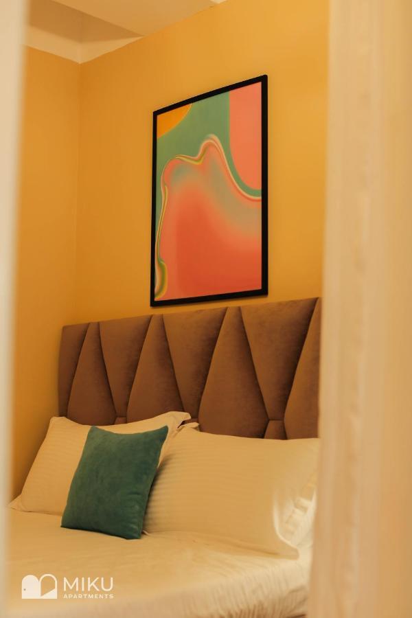 Miku Apartment - Perfect 1Bedroom At Komuna E Parisit Тирана Екстер'єр фото