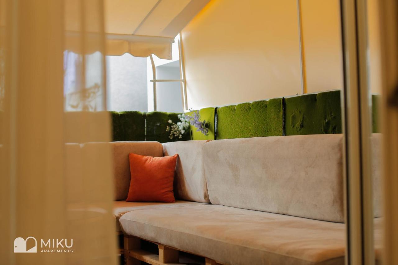 Miku Apartment - Perfect 1Bedroom At Komuna E Parisit Тирана Екстер'єр фото